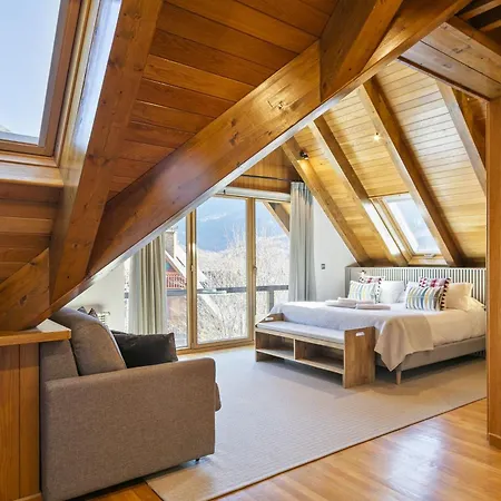 Luderna - Casa Con Jardin Montcorbison Casa vacanze Vielha